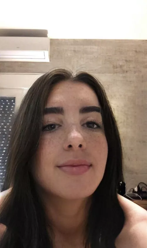 How do I look? How do I look?