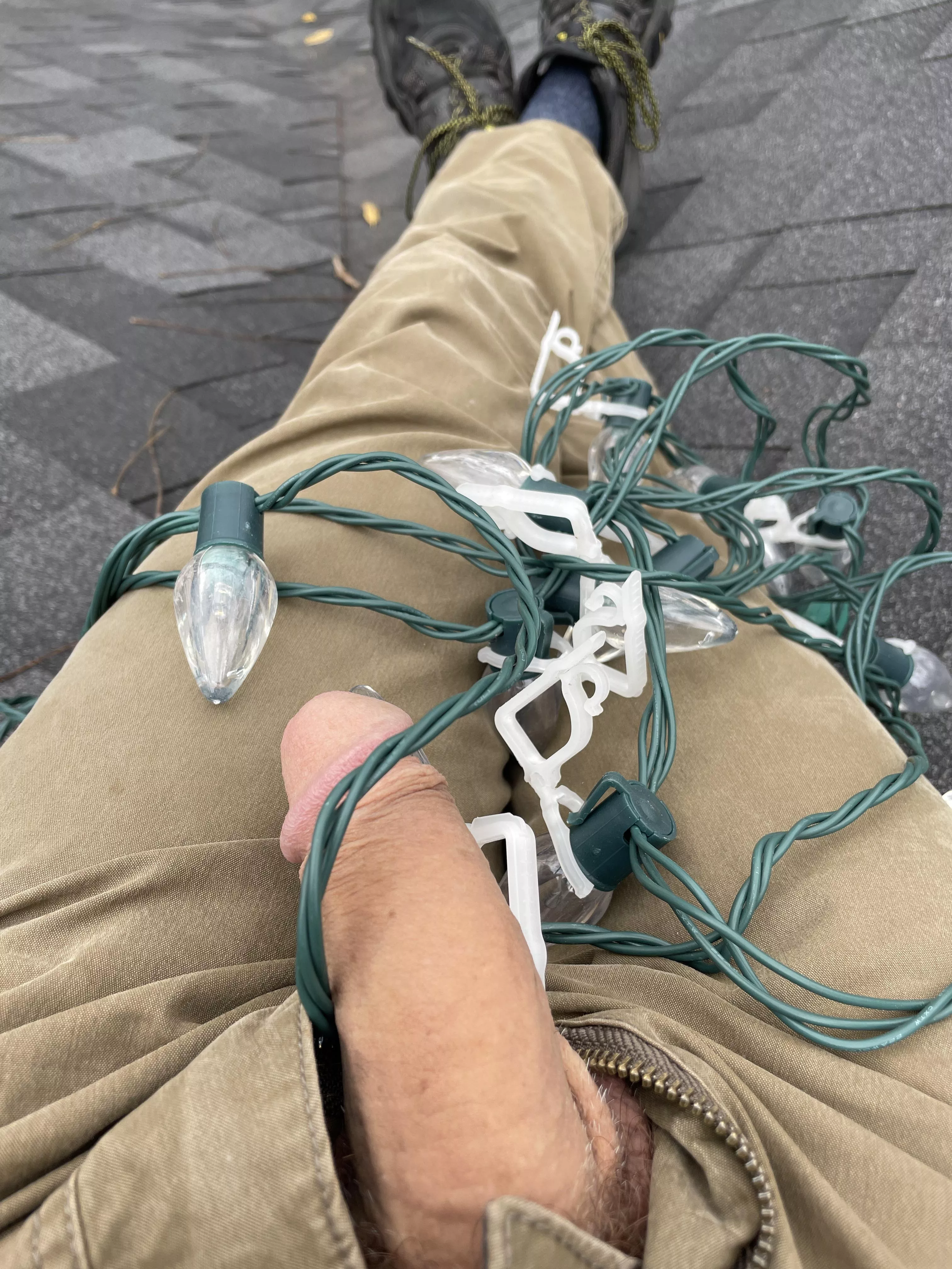 How do lights always get tangled!?