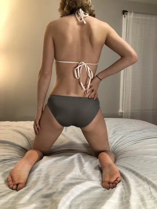 How do my Vera Wang fullback panties look 33y/o MIL[F]