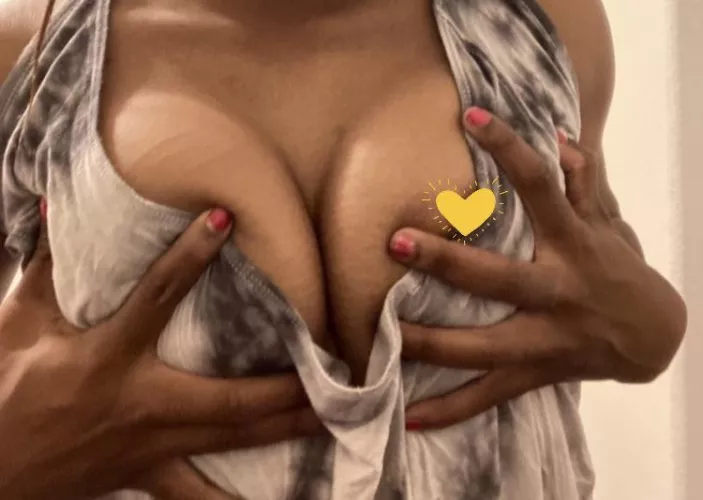 how do you guys feel about this pic 🥺🥺🥺 how do you guys feel about this pic 🥺🥺🥺
