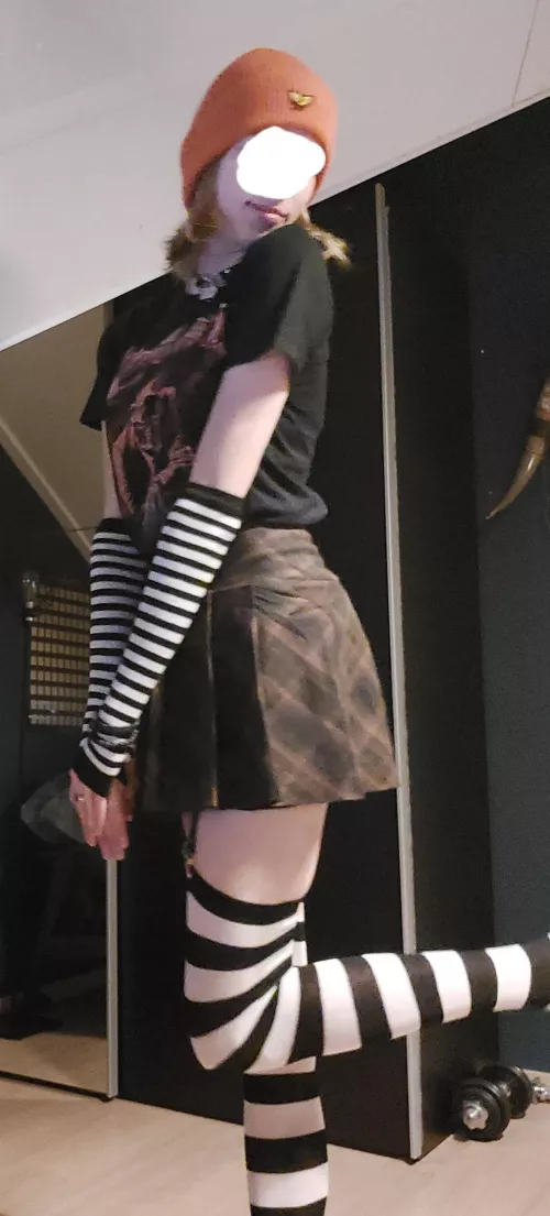 How do you guys like my new outfit? ๐๐ฅฐ How do you guys like my new outfit? ๐๐ฅฐ