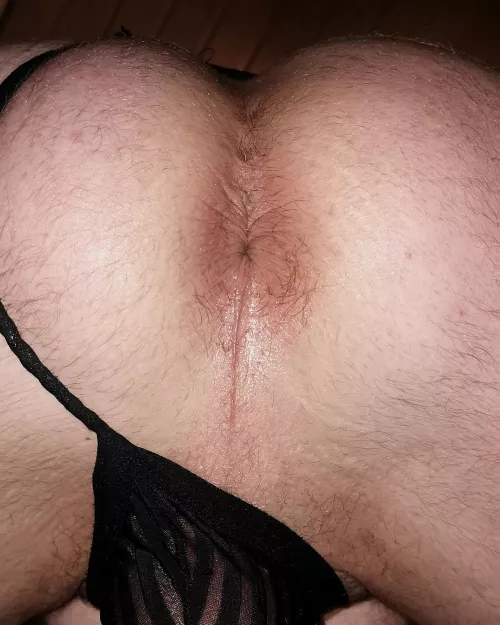 How do you like my beautiful tight asshole from so close? π