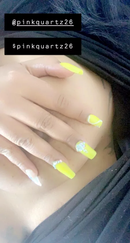 How do you like my nails? I love that I canโt even type with them. Pm n snap always open โค๏ธ