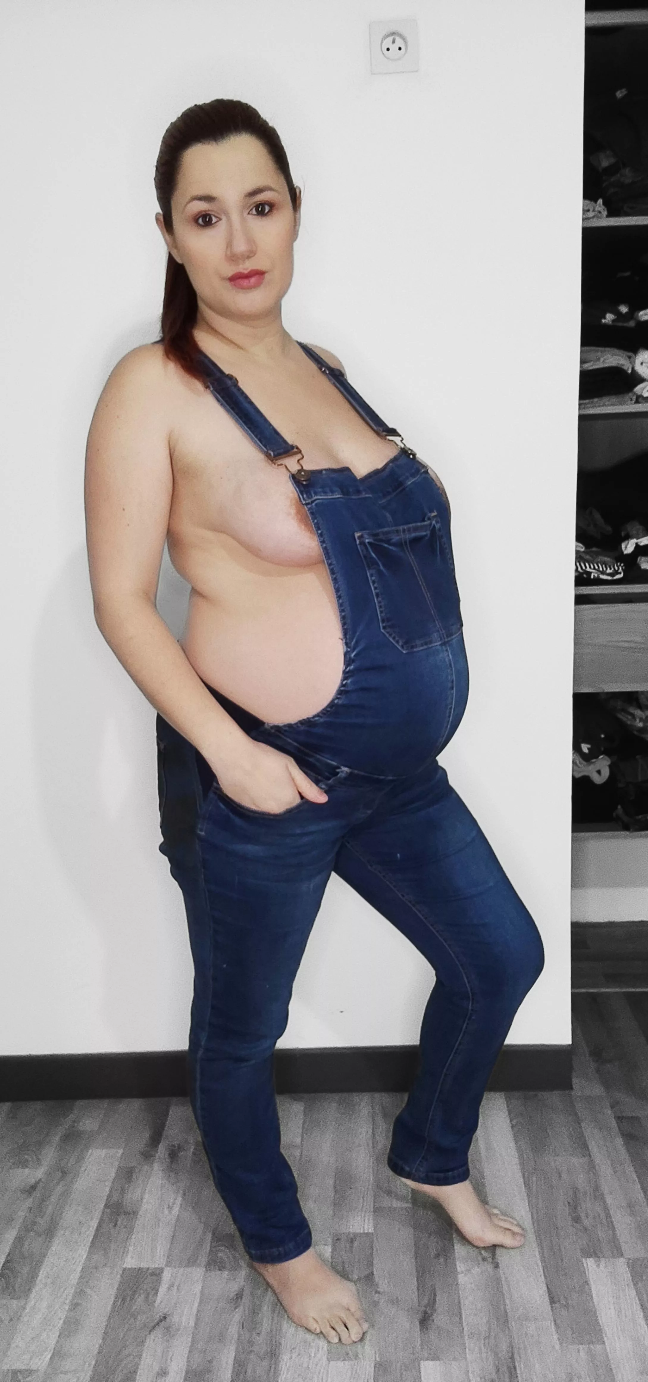 How do you like my overalls? 🥵🔥😏