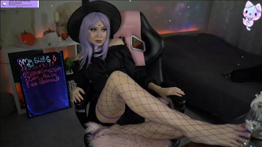 How do you like my purple fishnet π£π₯°