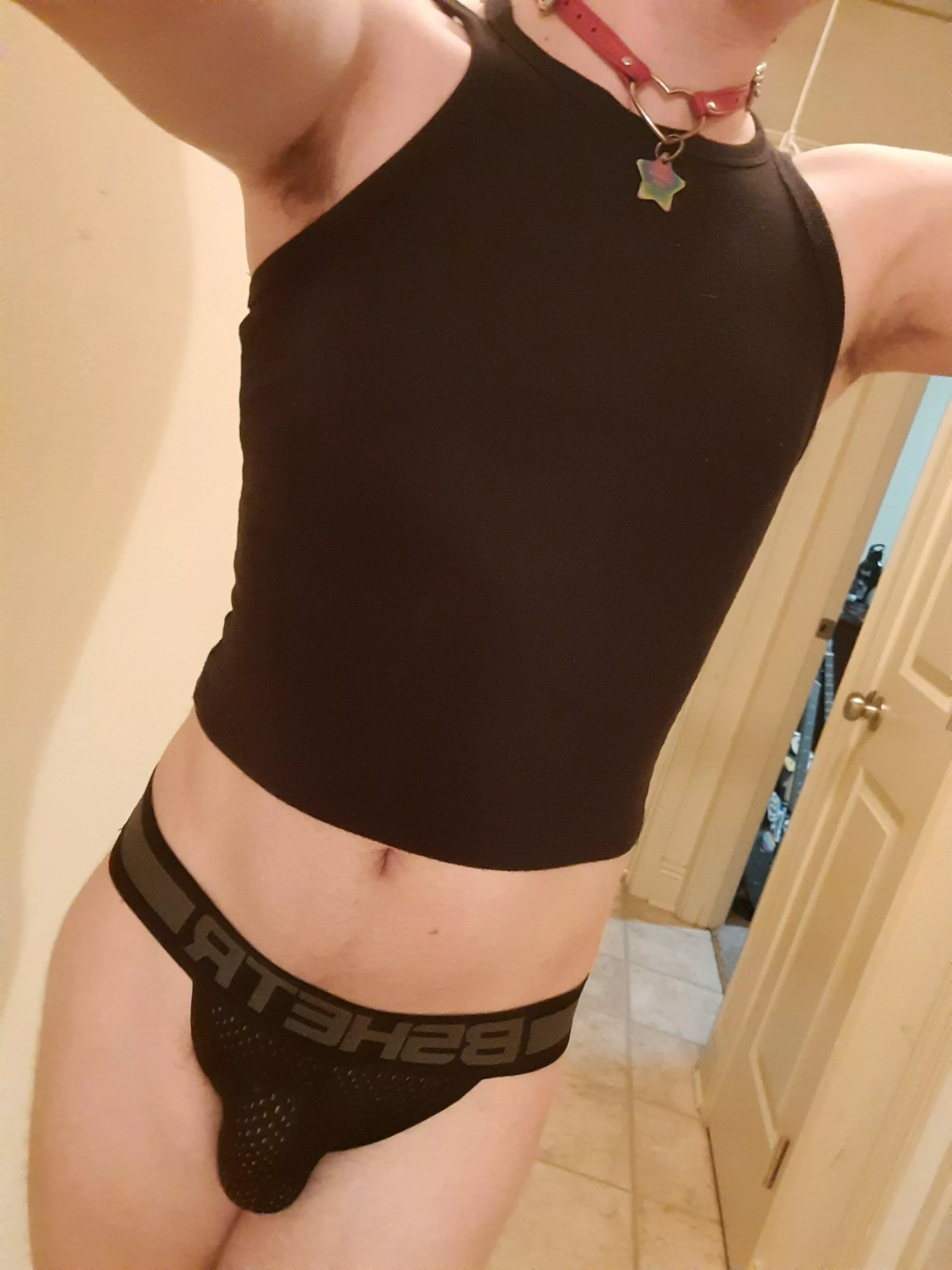 How does black look on me? 🖤