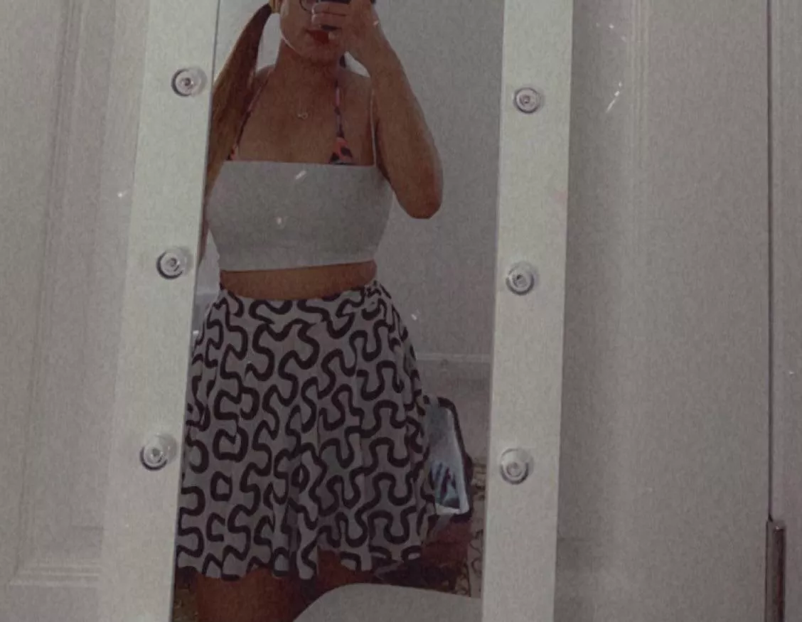 How does my slut [20) look? How does my slut [20) look?