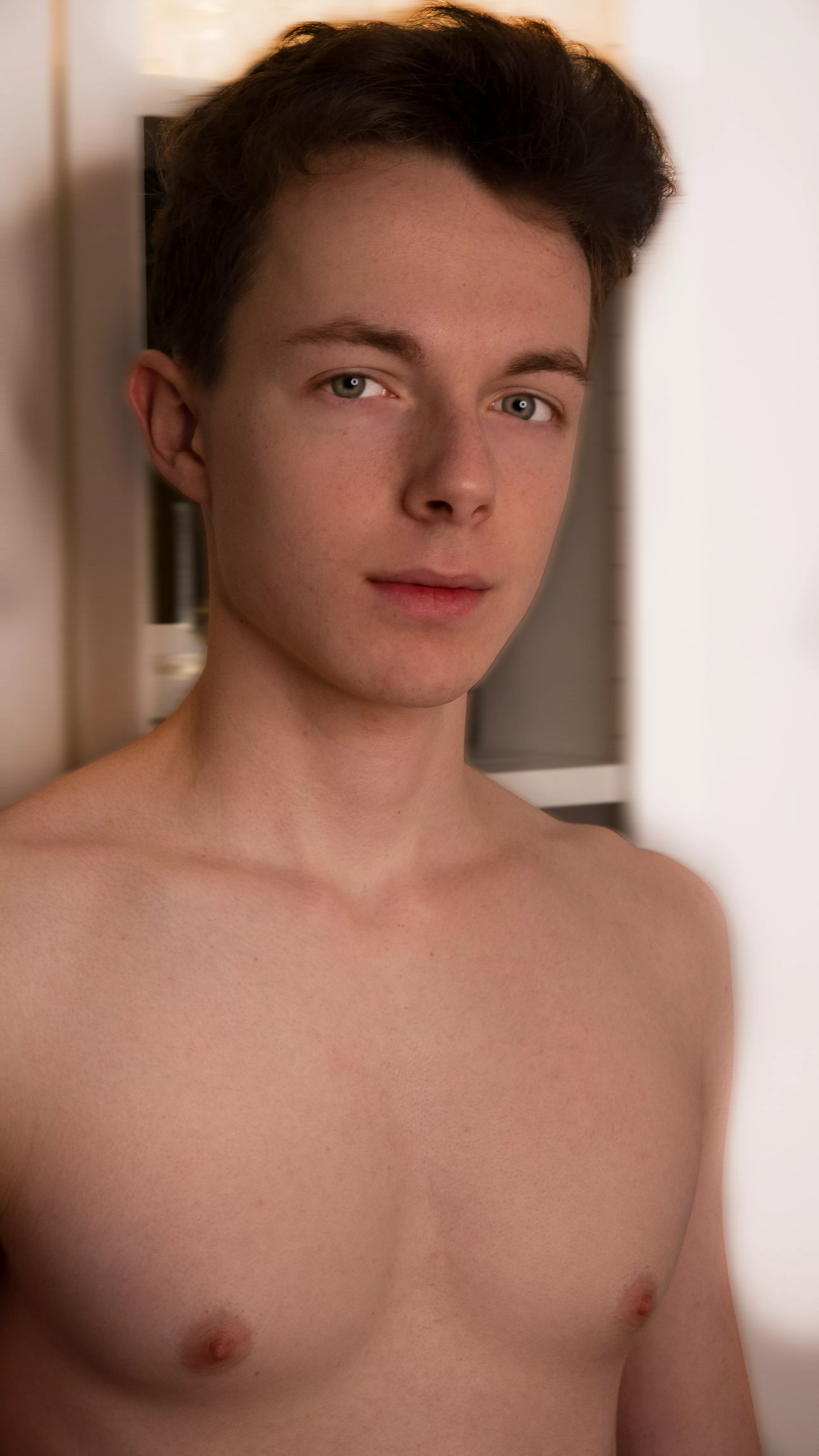 How hot hot? On a scale of 1-10 😏🥵 Tell me what you want to do horny with me 😏