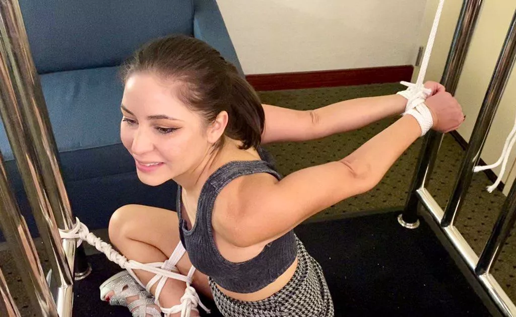 How long can Sushii Xhyvette be Talking Bondage until she is gagged? Find out now at tiedtales.