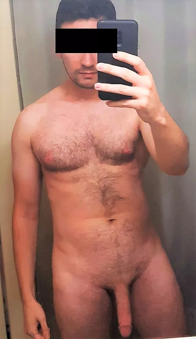 How long would you wait before you told me my towel slipped off? How long would you wait before you told me my towel slipped off?