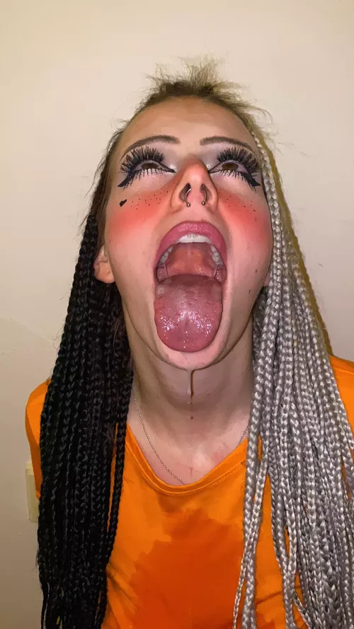 How many inches can I swallow? What’s your guess?😏