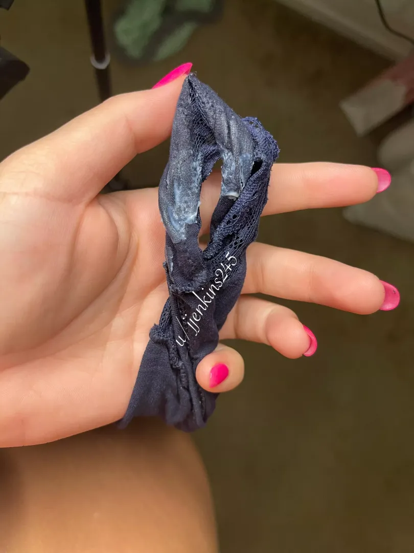 How much you wanna bet that these were stuffed?! 💦🤪💦