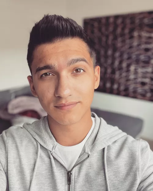 How r y’all doing ? :) How r y’all doing ? :)