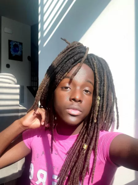 Howdy👋🏾 Do you guys like boys with dreads?😆 Howdy👋🏾 Do you guys like boys with dreads?😆