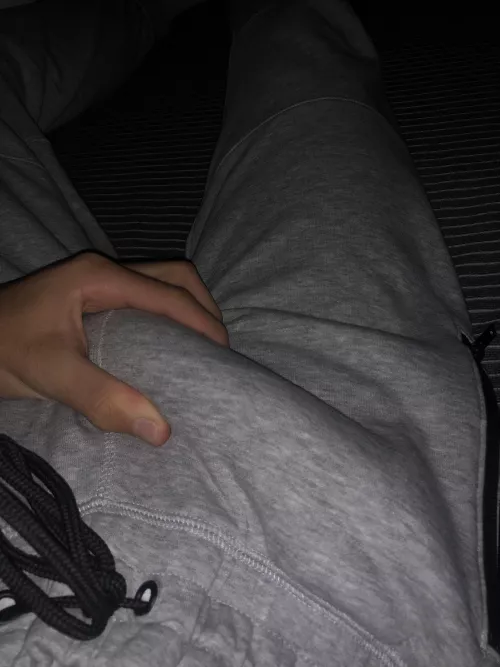 how're my sweatpants how're my sweatpants