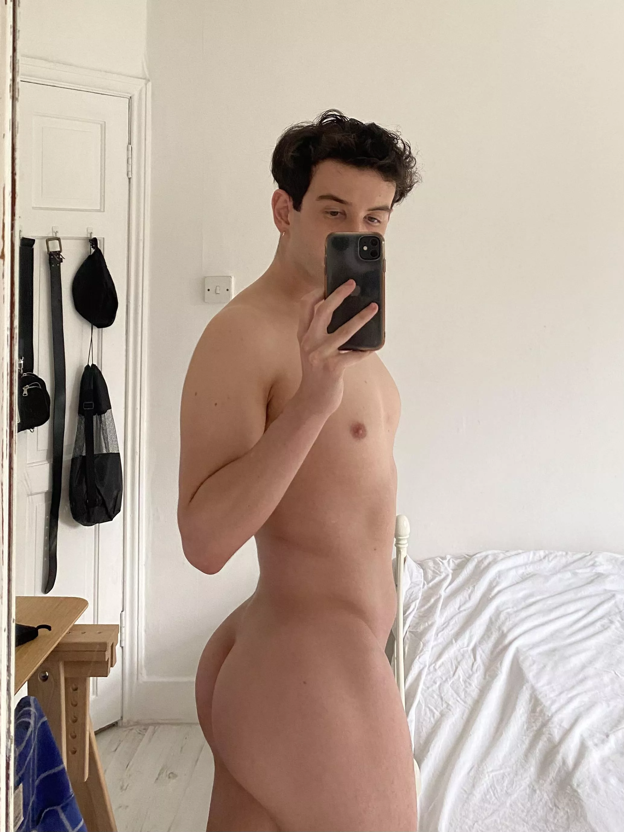 Howβs my butt? Howβs my butt?