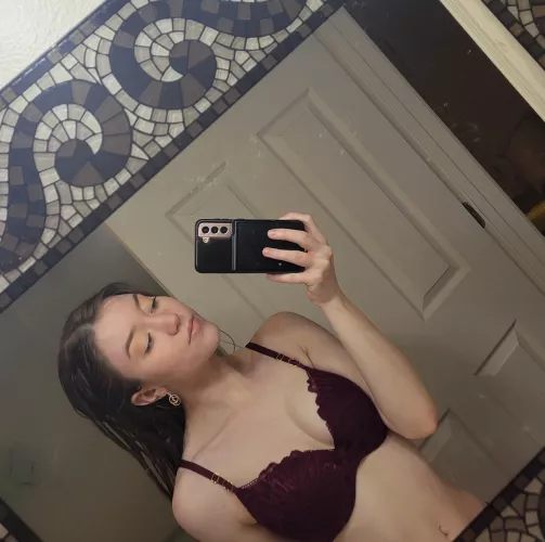 How's my cleavage in my new bra? How's my cleavage in my new bra?
