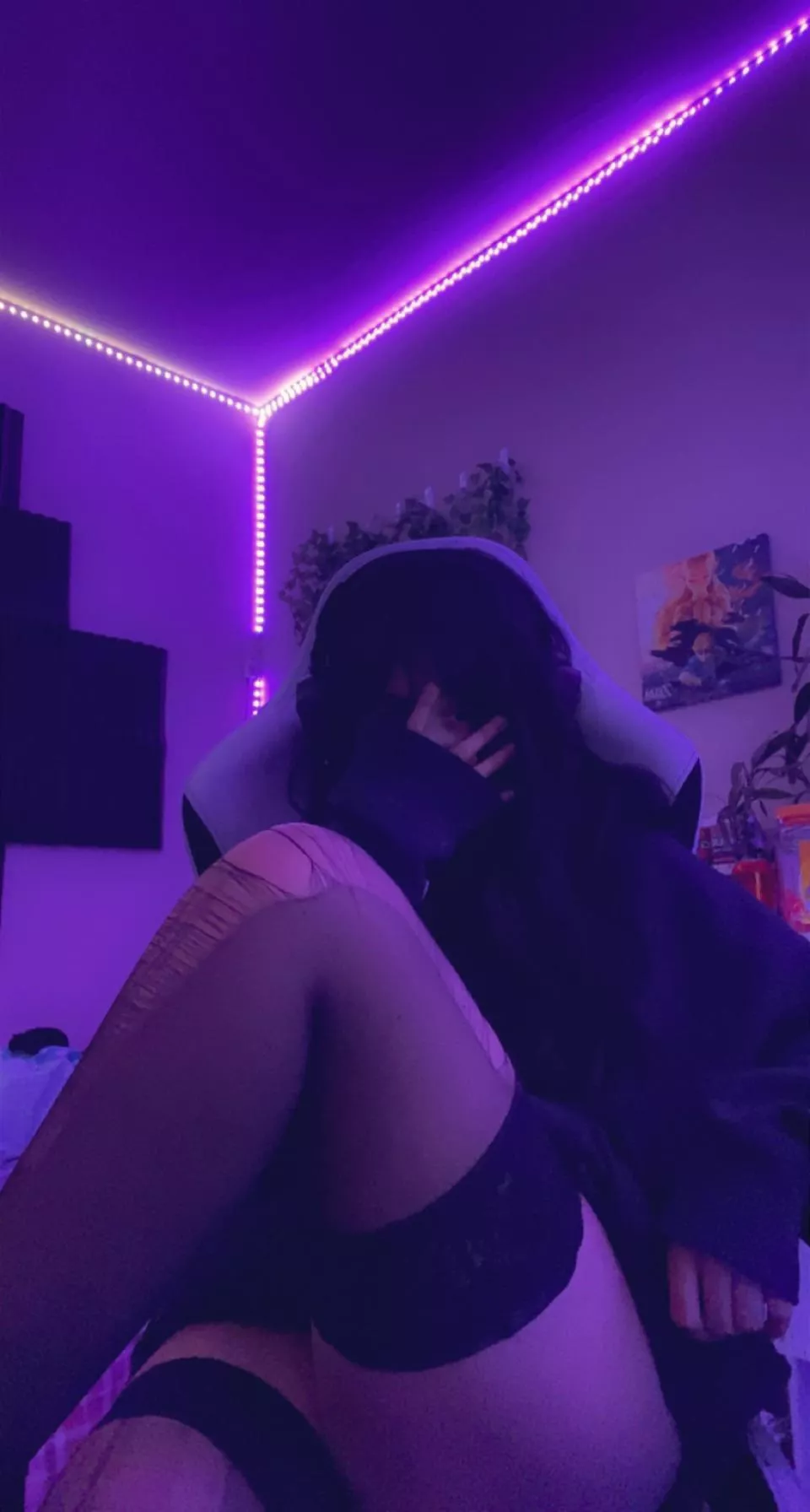 how’s my thighs? 😇 how’s my thighs? 😇