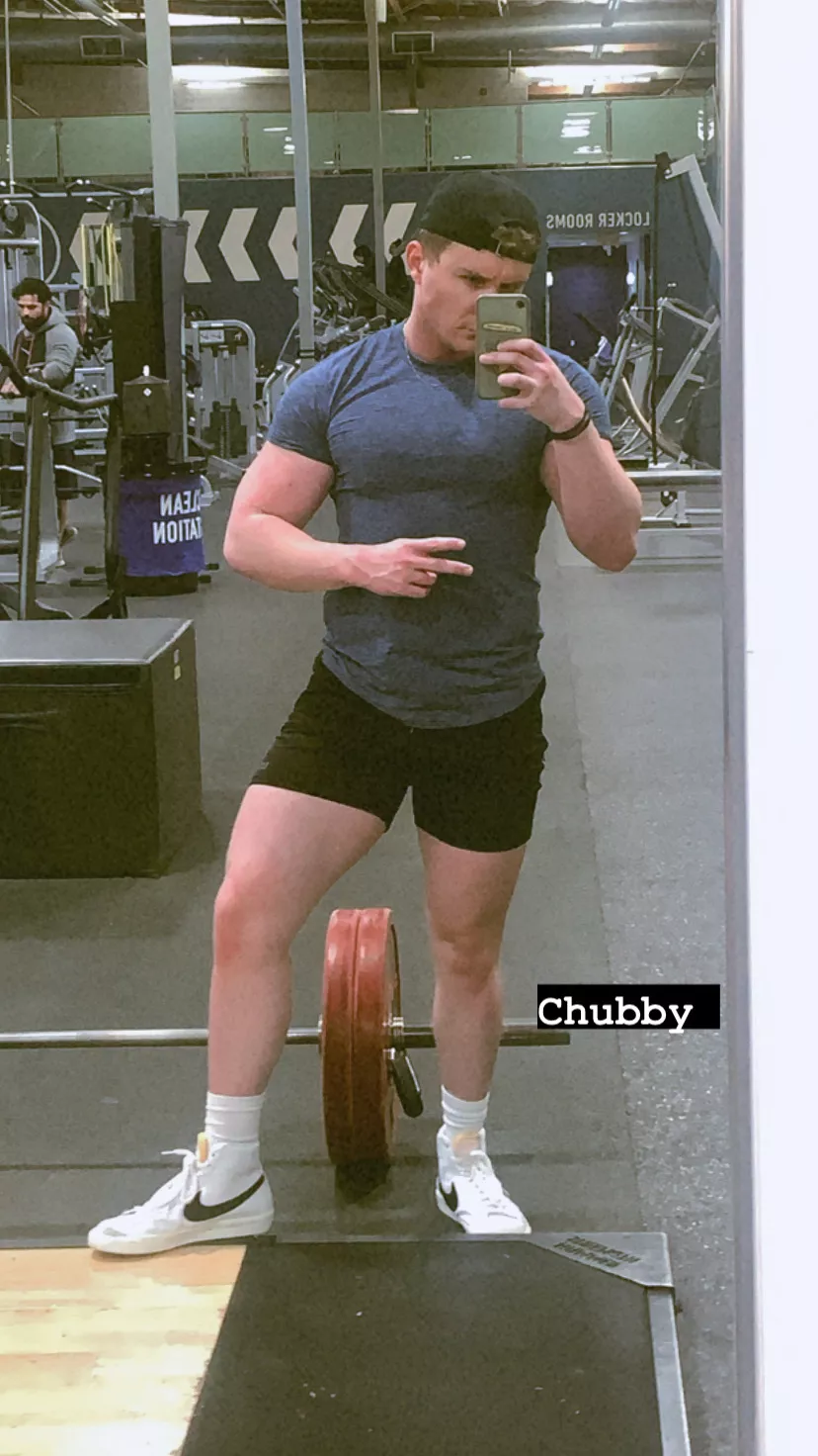 How’s Your Morning, Guys? I Think My Bulk is Going Too Well 😅