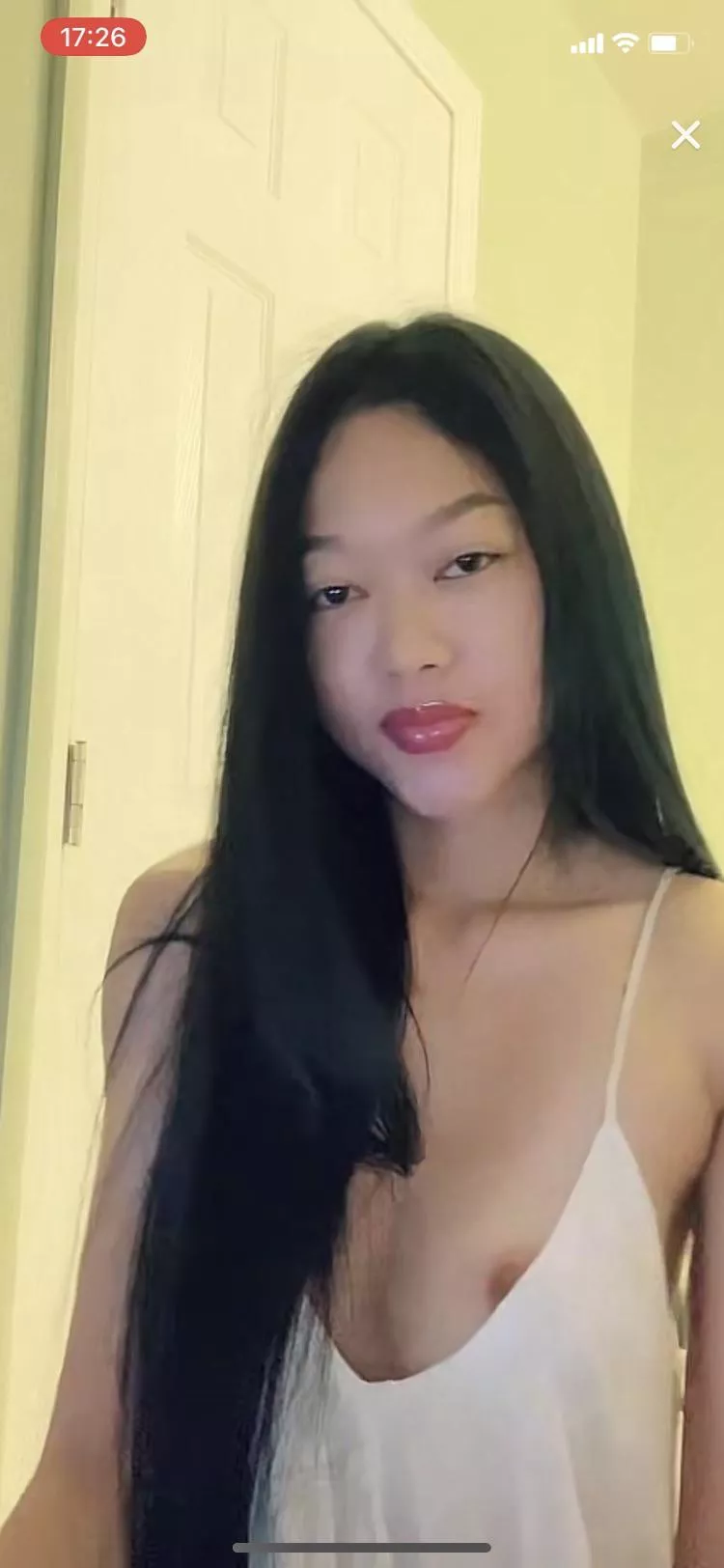 https://vm.tiktok.com/ZM8oN8Jug/ Big tits ops