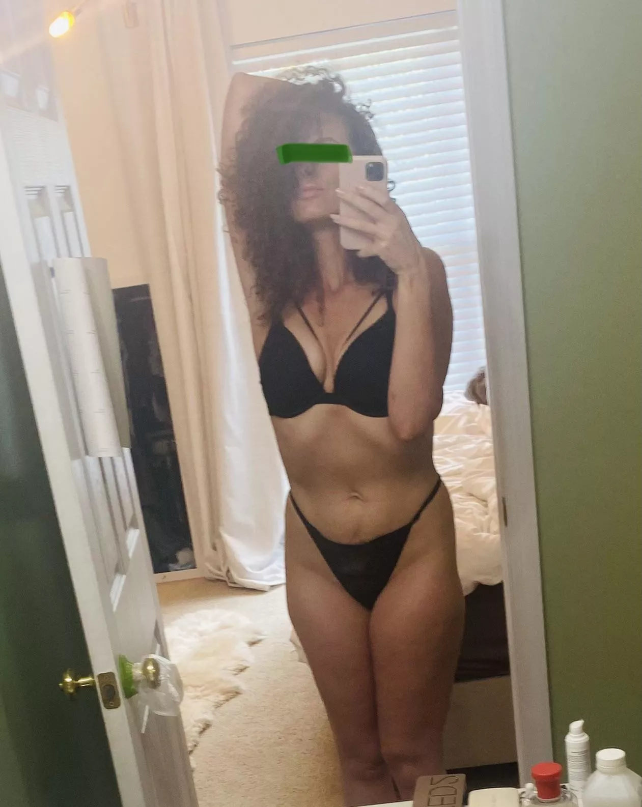 Hubby has to work late.๐Will you please blow up his phone with comments telling him what you would do to me?๐ฅ๐๐ Hubby has to work late.๐Will you please blow up his phone with comments telling him what you would do to me?๐ฅ๐๐
