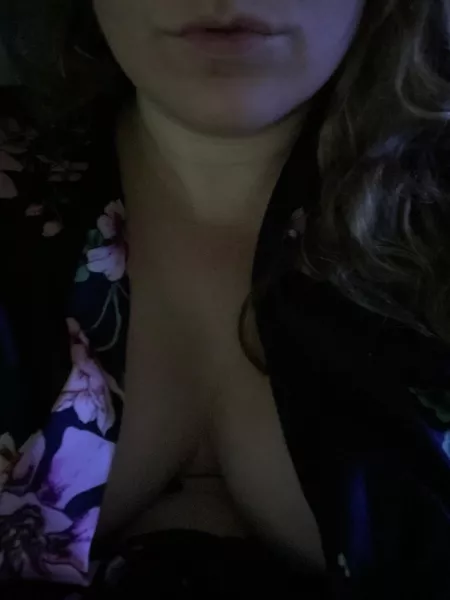 Hubby is sleeping… what are you doing? 😘