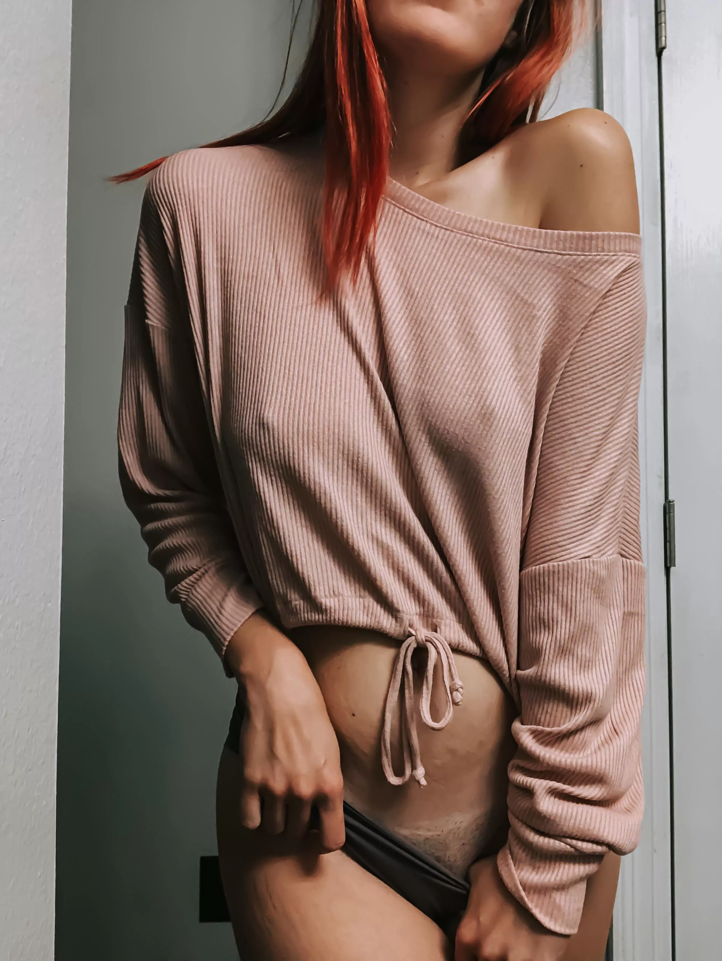 Hubby knows that I’m here… but doesn’t know that I enjoy playing with you🤫