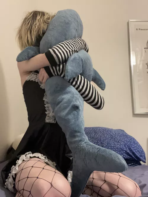 Hug so strong I’ll break your back