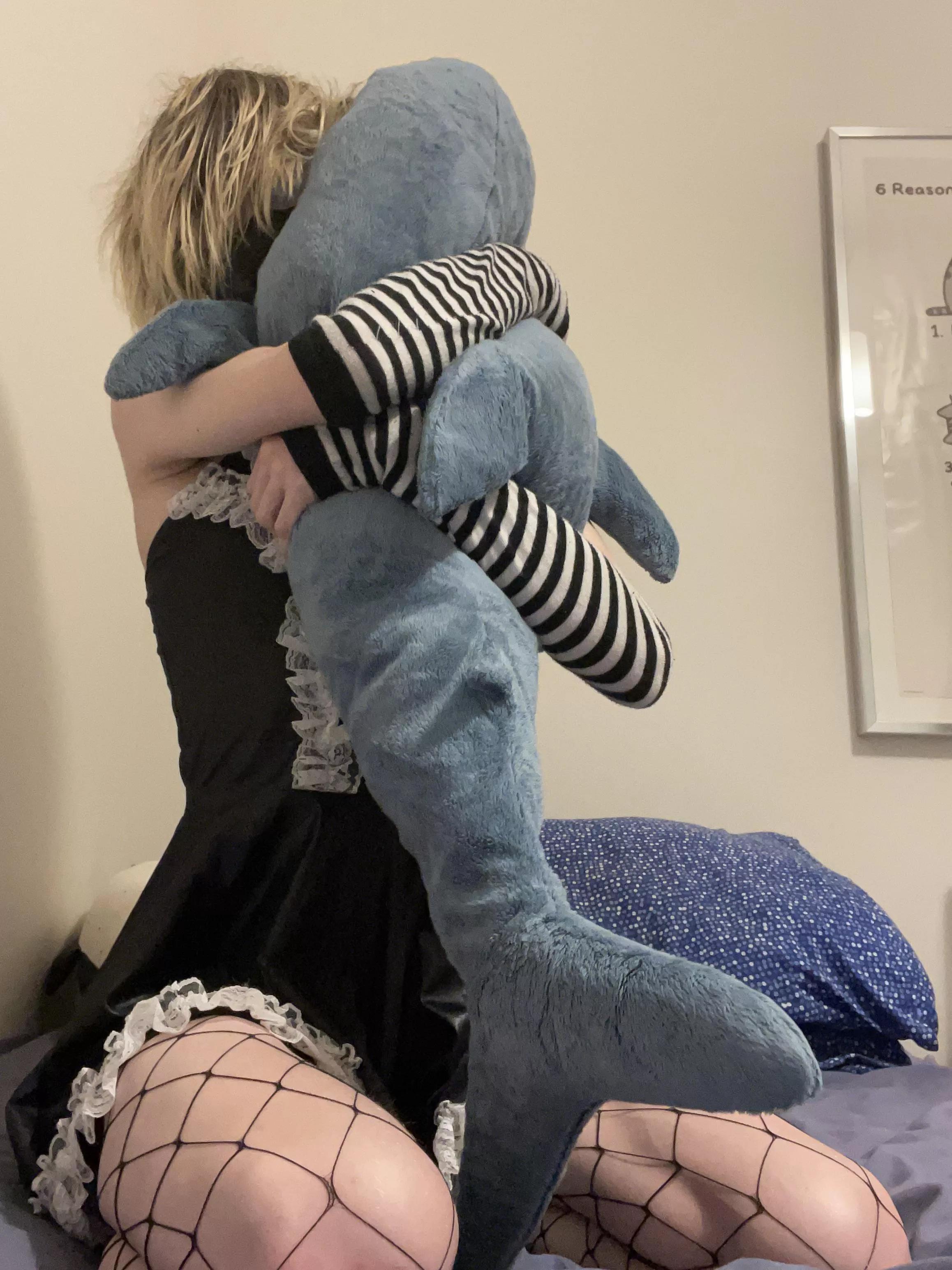 Hug so strong I’ll break your back