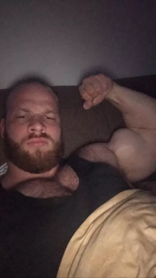 Huge biceps in bed Huge biceps in bed