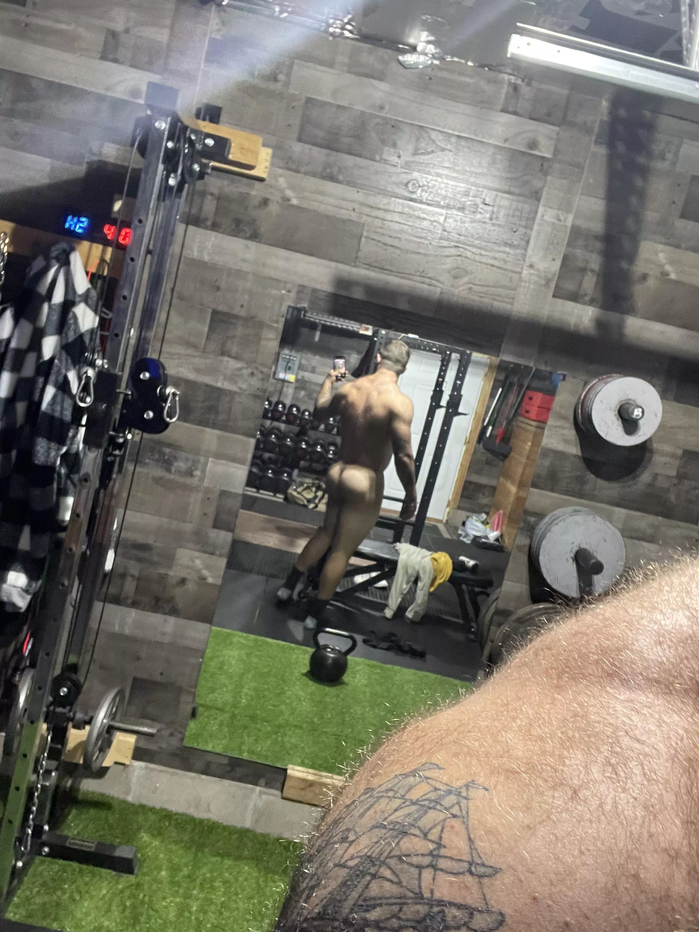 Hump day 🍑😘😉