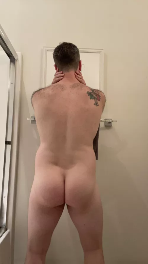 Hump day vibes 🐪 🍑