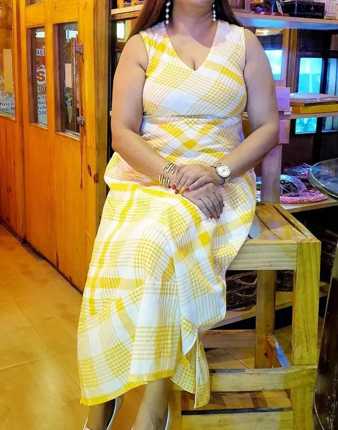 Husband here to this beautiful woman. Any BBC in India, DM me Husband here to this beautiful woman. Any BBC in India, DM me
