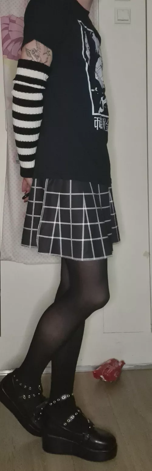 Hye . I have a few questions. Hye . I have a few questions.