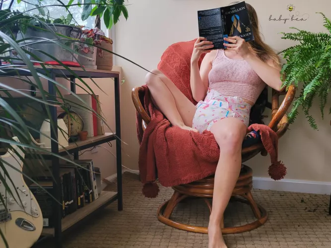 I <3 mornings (and diapers)