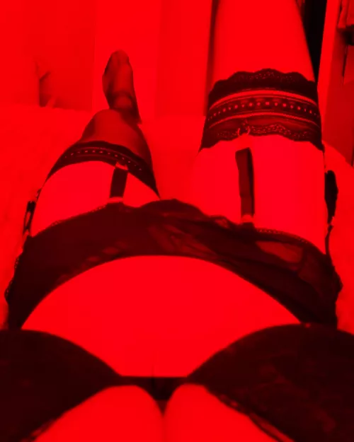 I absolutely adore the red lighting π₯°β€π€β€