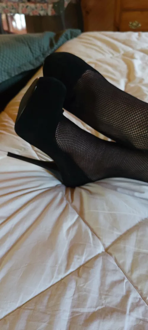 I absolutely love these 6 inch pleaser π  π  Do you??ππ