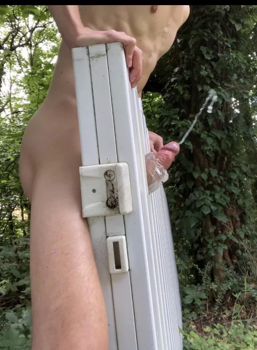 I am a cum 💦💦💦addict. I cum at least 3-4times a day 🍆🍆🍆💦💦💦. Who else? What are your thoughts?