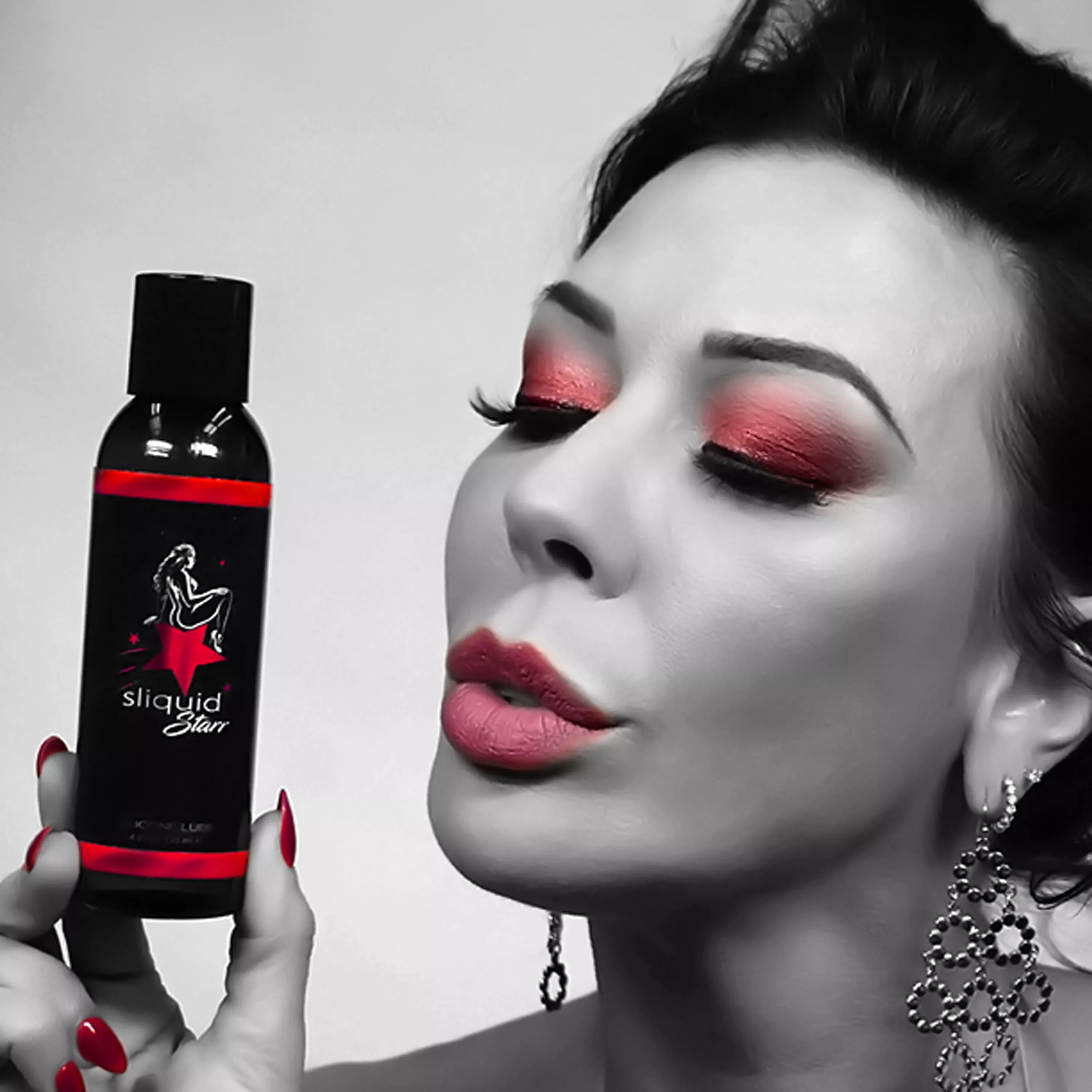 I am beyond excited to share this new luxury silicone lubricant with all of you because I know you’ll love it as much as I do. For the next 10 DAYS, Sliquid will be dropping 10 LIMITED EDITION kits, at 10 AM CST. Head to sliquid.com/starr to snag yours I am beyond excited to share this new luxury silicone lubricant with all of you because I know you’ll love it as much as I do. For the next 10 DAYS, Sliquid will be dropping 10 LIMITED EDITION kits, at 10 AM CST. Head to sliquid.com/starr to snag yours