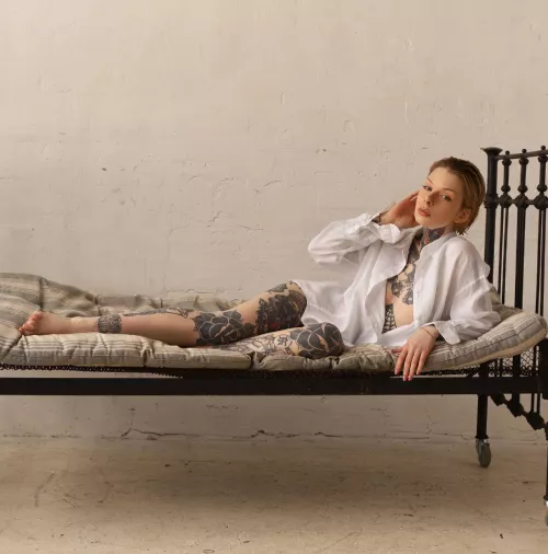 I am firmly convinced that your gaze lingered on my photo for a reason