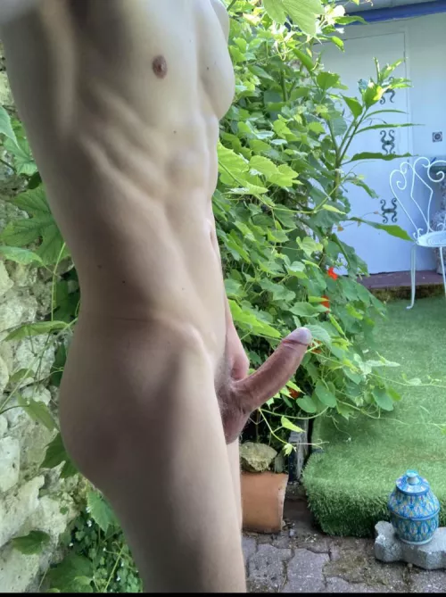 I am gardening outside again. Do I make you horny? My neighbor is secretly watching me and is having a boner in his sweatpants with a precum stain LOL πππ¦.
