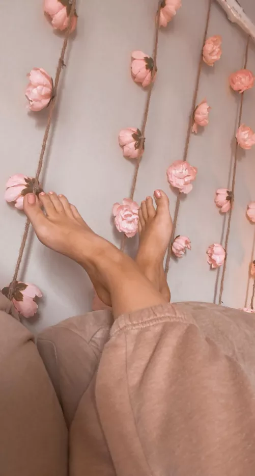 i am really wanting a foot tattoo, any suggestions?