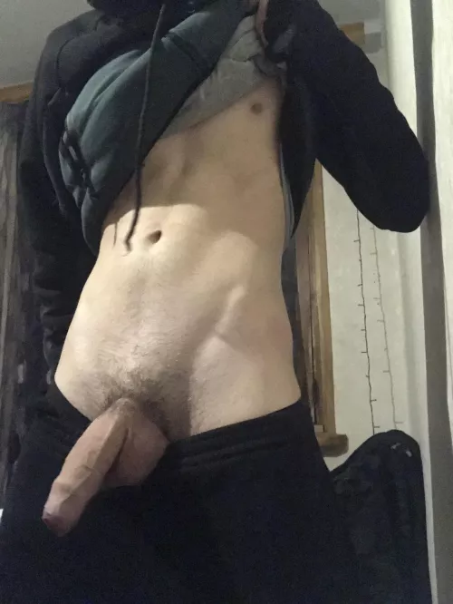 I am stuck in gold daddy whos gonna help me ๐คค๐ฅฒ