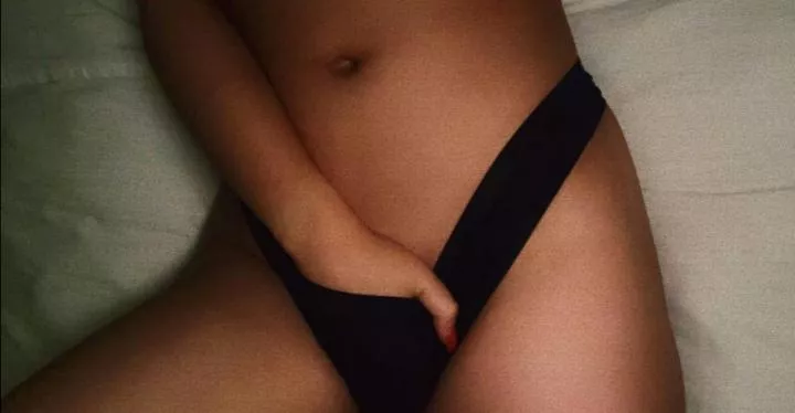 I am wet and wasted and I'm gonna send a nude to everyone who wants one until I fall asleep or sober up enough go be sensible again lmaoo