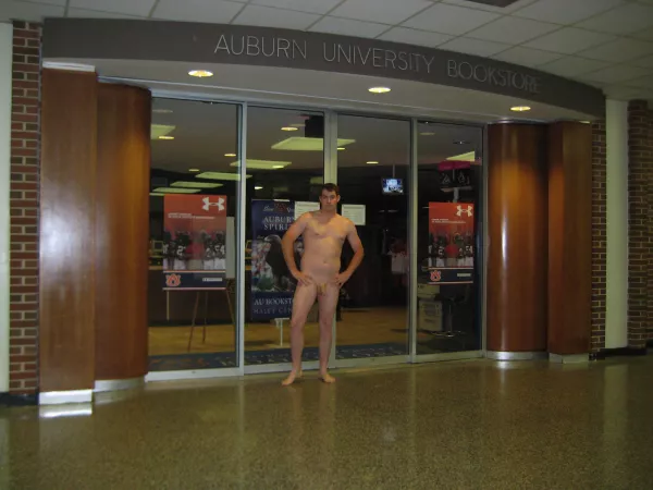 I π being completely naked in public and I really want to be posted and exposed all over the internet for everyone to see. I especially want to be embarrassed and humiliated by being seen by all my friends, family and people I know masturbating in pub
