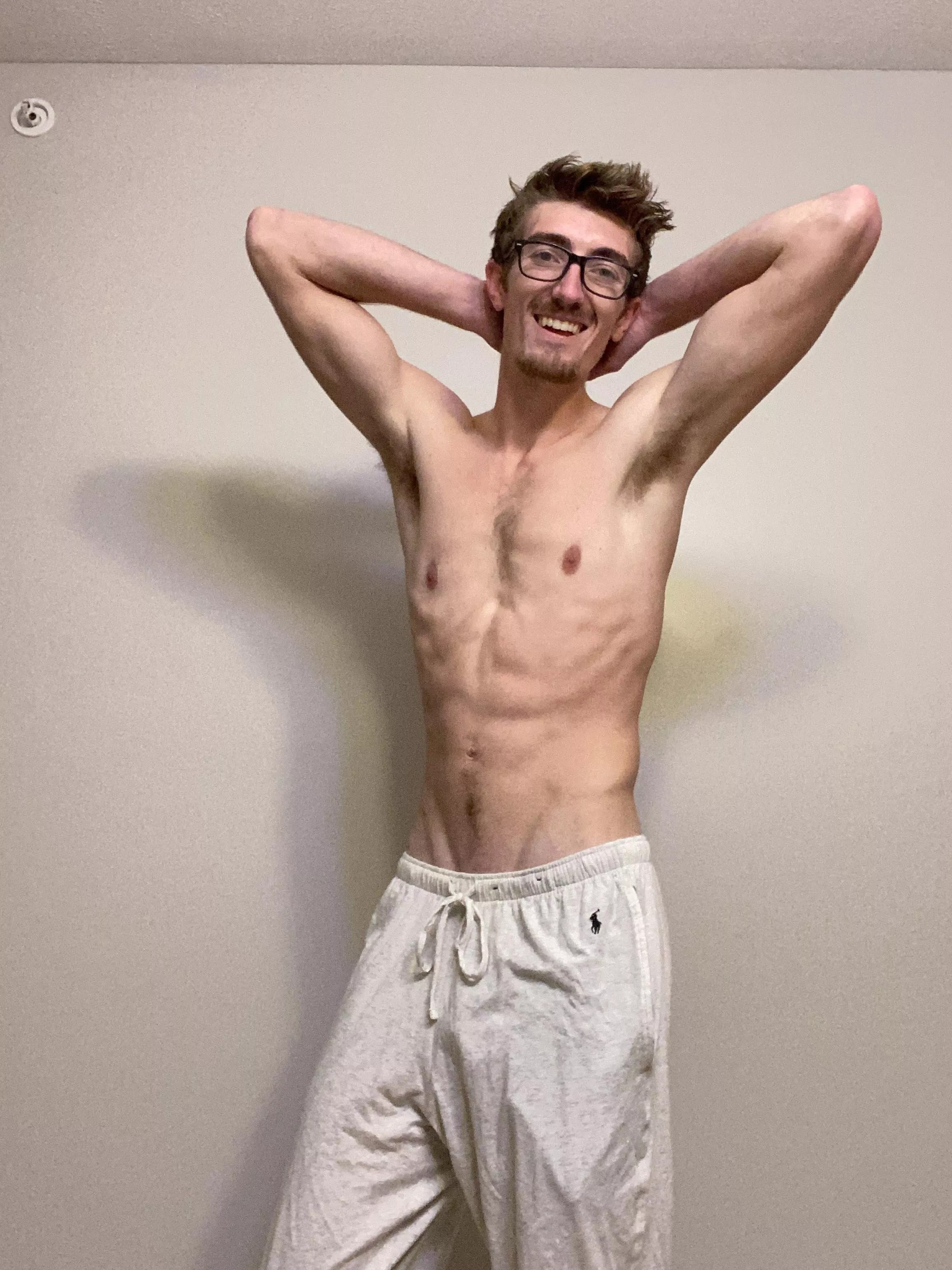 I bet Iād make you smile too š I bet Iād make you smile too š