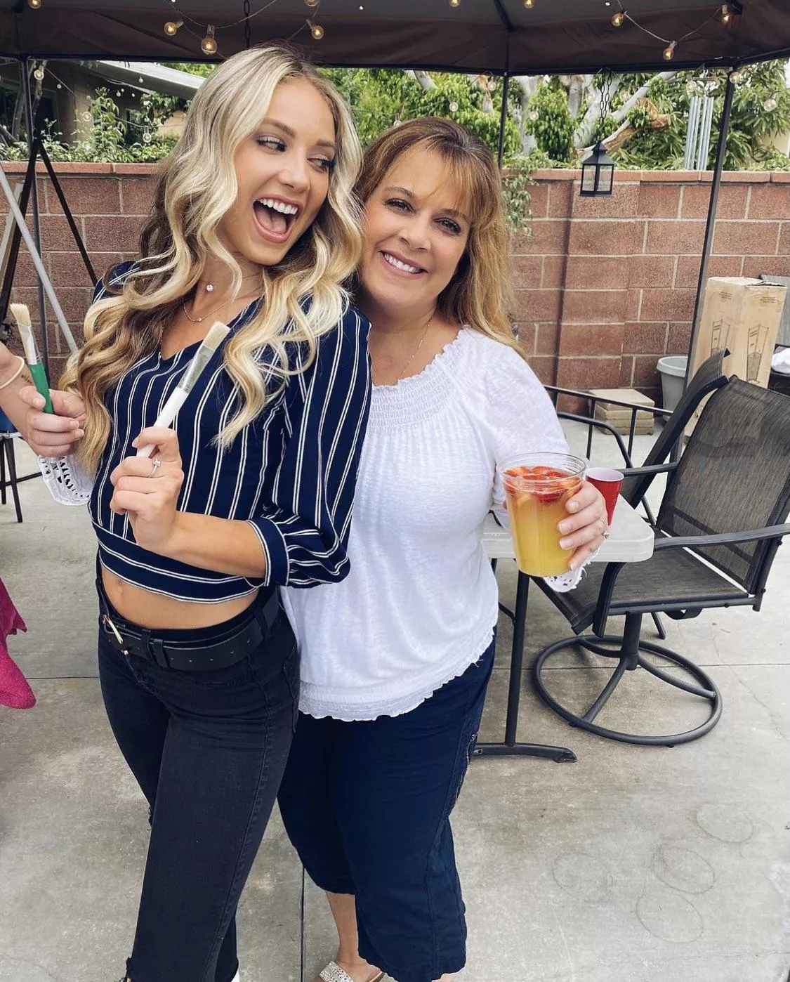 I bet momma could still take some dick. Just have to warm her up. I bet momma could still take some dick. Just have to warm her up.