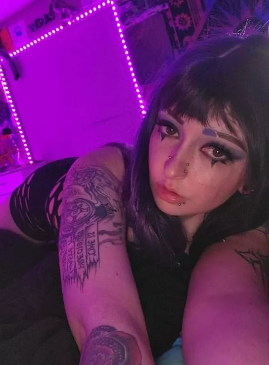 I bet you like the look of danger 💦 I bet you like the look of danger 💦