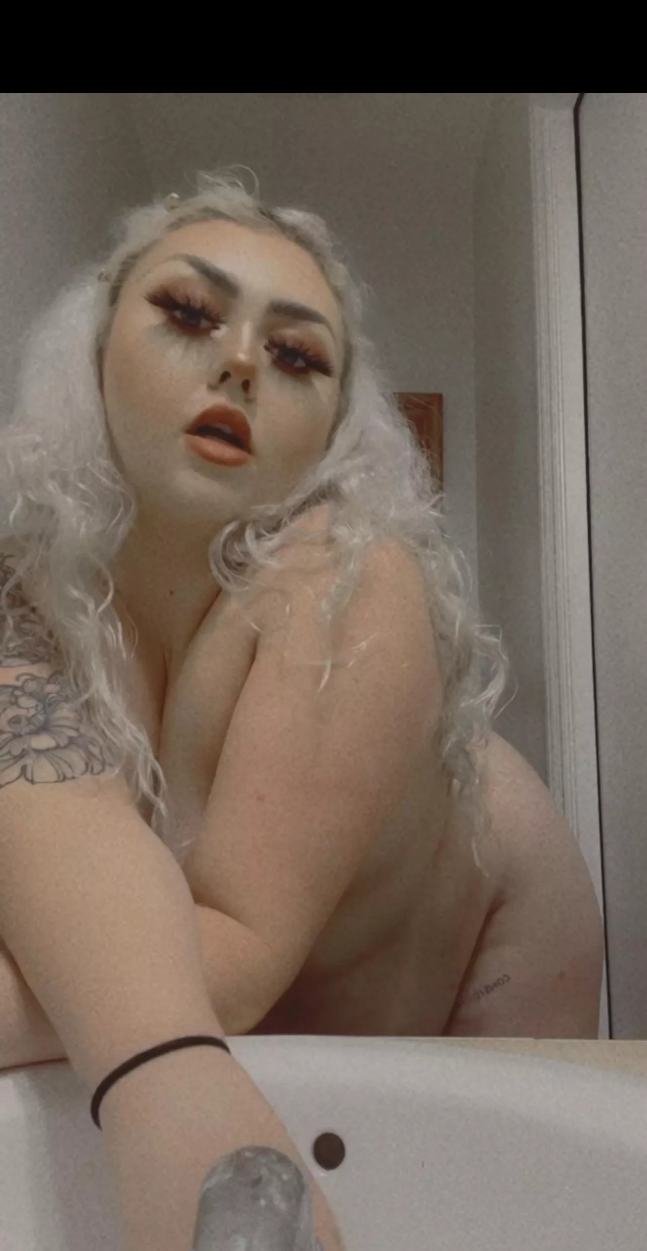 I bet you wanna see more… 😇