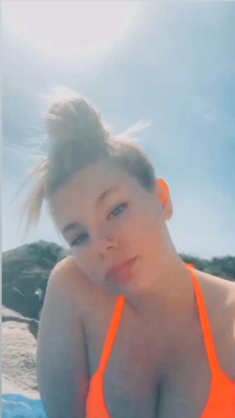 I bet you want me to go a little further down 😏